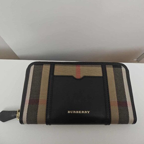 Burberry House Check Large Sartorial Ziggy Zip Around Wallet Black - Picture 1 of 7